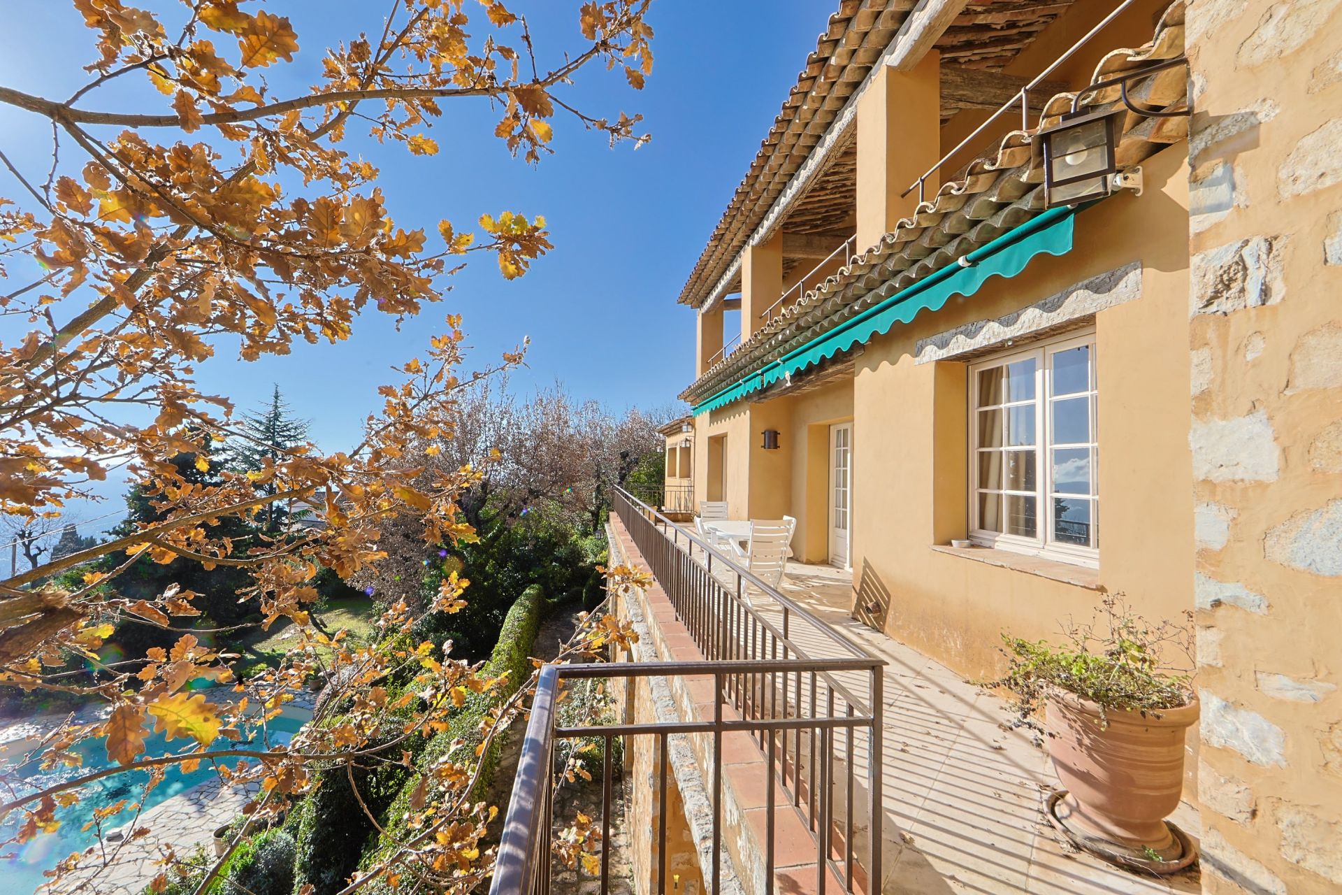 bastide 13 rooms for sale on CABRIS (06530)